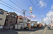 セブンイレブン高槻栄町店 167m