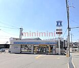 ローソン茨木沢良宜西四丁目店 682m