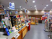 ローソン国立循環器病研究センター店 501m