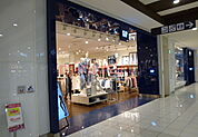GAP　Factory　Storeイオンモール茨木店 342m