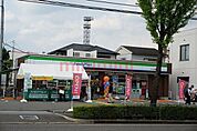 ファミリーマート茨木中穂積店 515m