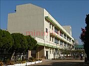 茨木市立天王小学校 849m