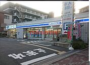 ローソン吹田千里山東四丁目店 418m