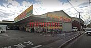 ジャパン茨木耳原店 788m