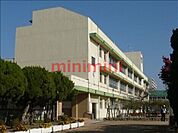 茨木市立天王小学校 984m