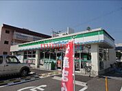 ファミリーマート茨木水尾店 367m