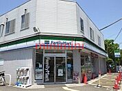 ファミリーマート茨木畑田町店 608m