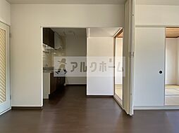 居間