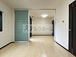 ユートロアフジ 3階1LDKのリビング/ダイニング