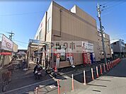 ローソン八尾弓削町店(コンビニ)まで894m