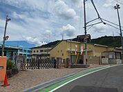 八尾市立南高安小学校(小学校)まで1306m