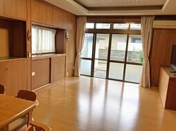 居間