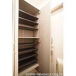 シューズボックス