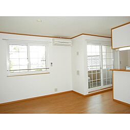 レ・パラッツォI 201 2階2LDKのリビング/ダイニング