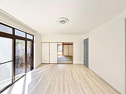 居間