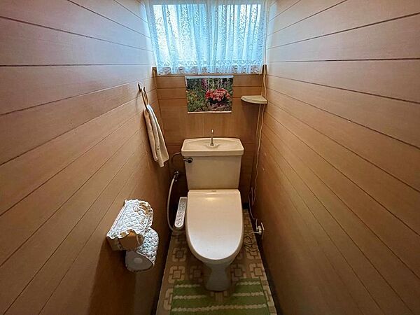 トイレを拡大表示