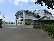 吉岡小学校　徒歩13分　1000ｍ