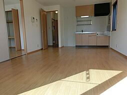 グランパール 105 1階1LDKのリビング/ダイニング