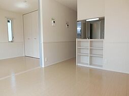 ピーノフォーリア弐番館 201 2階2LDKのリビング/ダイニング