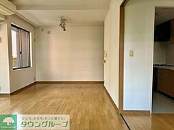 JR京葉線 海浜幕張駅 徒歩8分の賃貸マンション 4階3LDKのリビング/ダイニング