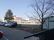 四街道市立中央小学校 619m