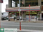 セブンイレブン千葉幕張本郷店 887m
