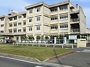 千葉市立若松台小学校 1073m