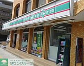 ローソンストア100浦安北栄店 徒歩4分。コンビニ 320m