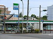 ファミリーマート 730m
