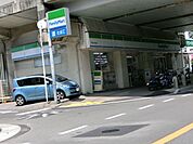 ファミリーマート 170m