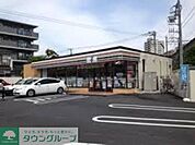 セブンイレブン多摩鶴牧1丁目店 徒歩14分。コンビニ 1090m