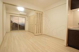 Osaka Metro四つ橋線 なんば駅 徒歩7分の賃貸マンション 8階1DKのリビング/ダイニング