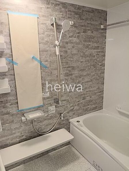 【バス】雨の日のお洗濯や花粉のシーズンにも便利な浴室換気乾燥機付きです