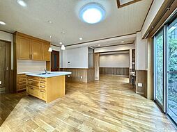 ビューステイト白金 1階3LDKのリビング/ダイニング