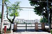 世田谷区立瀬田小学校（332m）