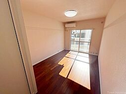 ルミニコスモス 107 1階ワンルームのリビング/ダイニング