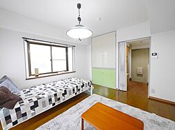 多摩都市モノレール 松が谷駅 徒歩9分の賃貸アパート 2階1Kのリビング/ダイニング