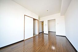 JR中央線 西八王子駅 徒歩8分の賃貸マンション 3階3LDKのリビング/ダイニング