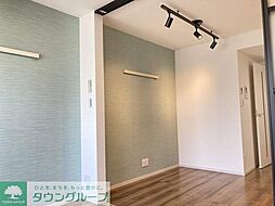 H2 201 2階1DKのリビング/ダイニング