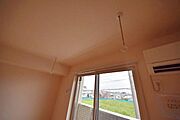 ～雨が降っても室内に干せますね～