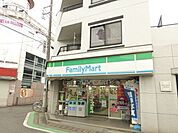 ファミリーマート 600m