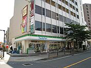 ファミリーマート 350m