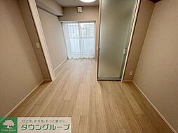 クレストコート町屋 3階1DKのリビング/ダイニング