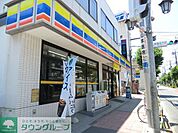 ミニストップ 徒歩5分。コンビニ 330m