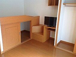 東急東横線 新丸子駅 徒歩16分の賃貸マンション 2階1Kのリビング/ダイニング