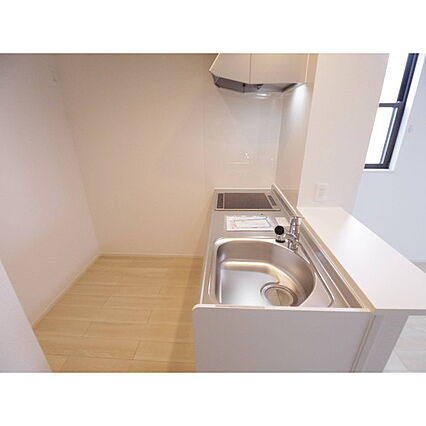 リンデンハウスB_内装_1