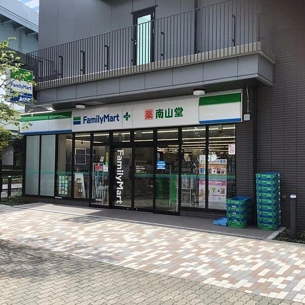 画像30:ファミリーマート南山堂竹芝駅前店[110m]