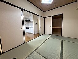 居間