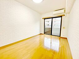 フェニックス麻布狸穴公園 203 2階1Kのリビング/ダイニング