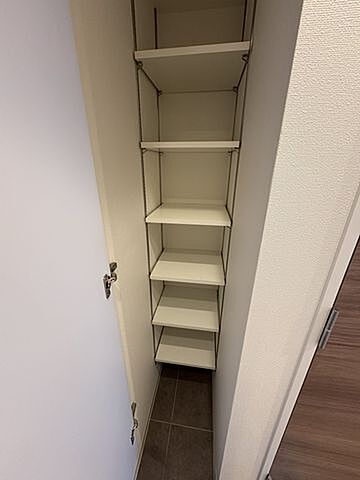 収納